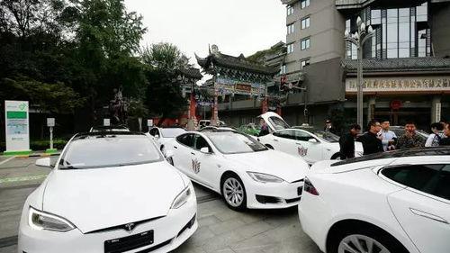 吃瓜群众骂豪车的视频大全,豪车视频大全引发骂战高潮
